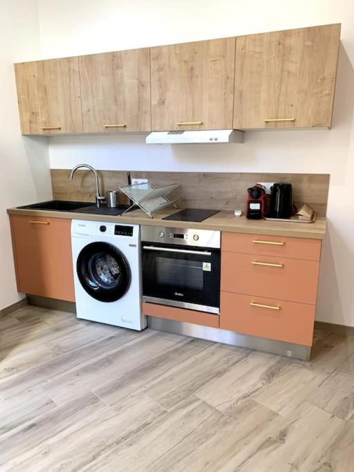 Appartement Secteur Gare Et Place De La Comedie, Wifi & Climatisation Montpellier Zewnętrze zdjęcie